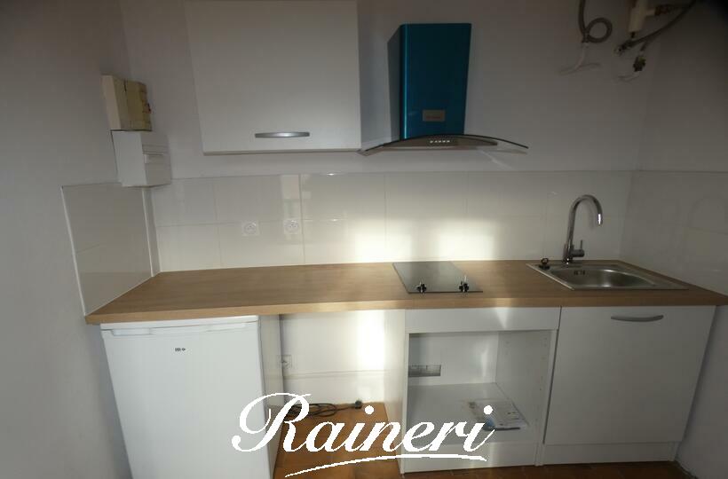 Agence Raineri - STUDIO RENOVE 5 EME ETAGE  4 RUE DE L'ASSOMPTION 